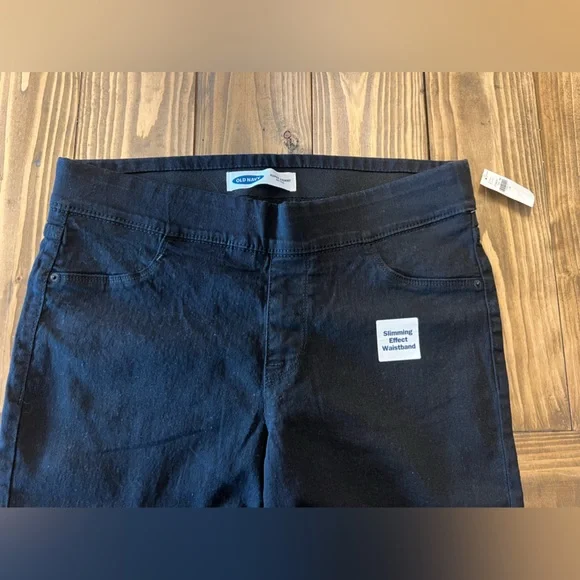 Old Navy Black Jeans - Picture 3 of 5